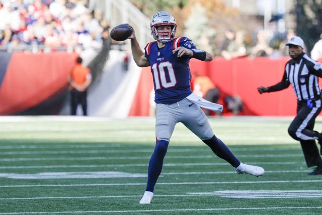 New England Patriots at Buffalo Bills Preview and Predictions