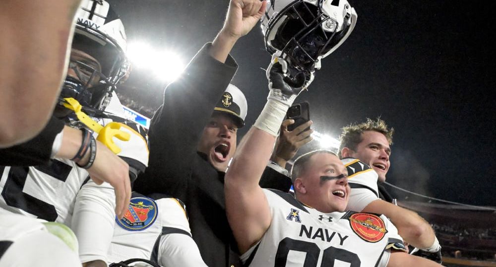 Best Bet For Friday (December 27th): College Football Predictions