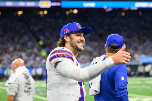 NFL: DEC 15 Bills at Lions