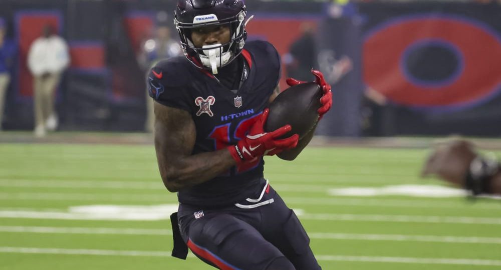 https://www.espn.com/nfl/game/_/gameId/401671826/texans-titans