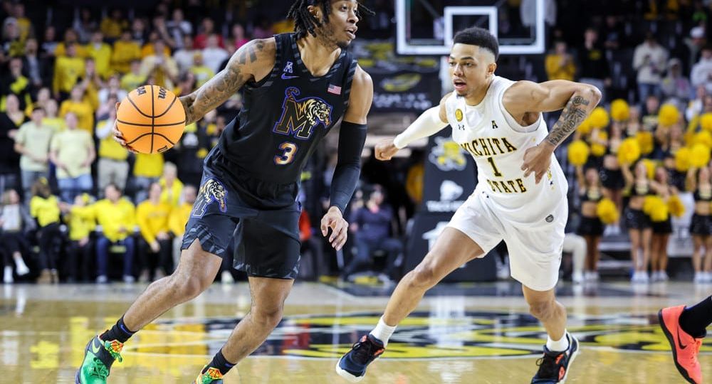 COLLEGE BASKETBALL: FEB 16 Memphis at Wichita State