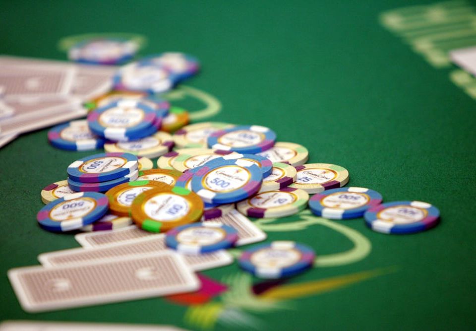 Caribbean poker guide