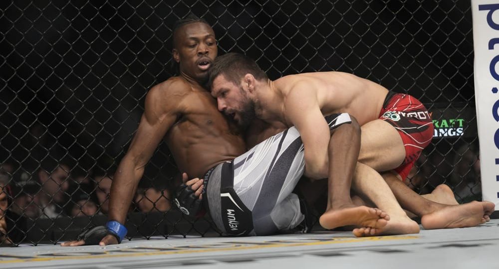 UFC Vegas 107 is upon us this week and we're putting together a same game parlay. Come check out our MMA picks, bets and predictions.