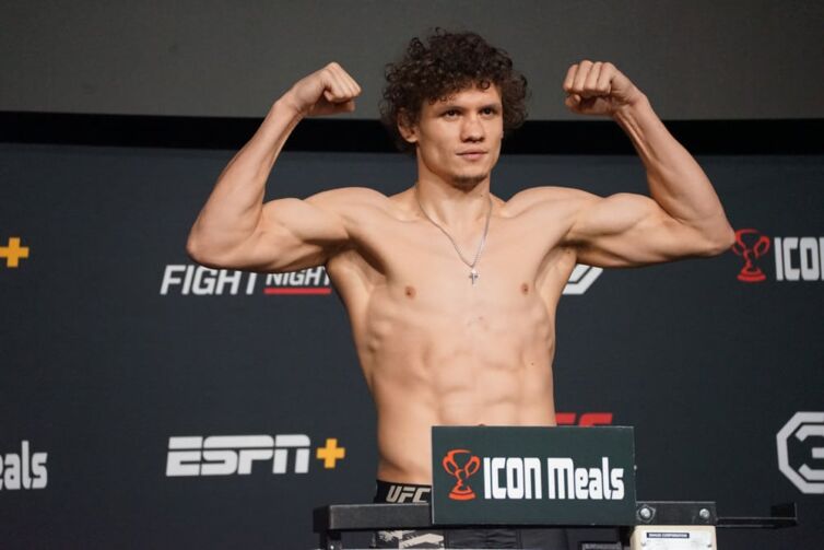 MMA Main Card Pick of the Week: UFC 318