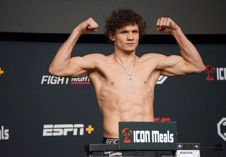 MMA Main Card Pick of the Week: UFC 318