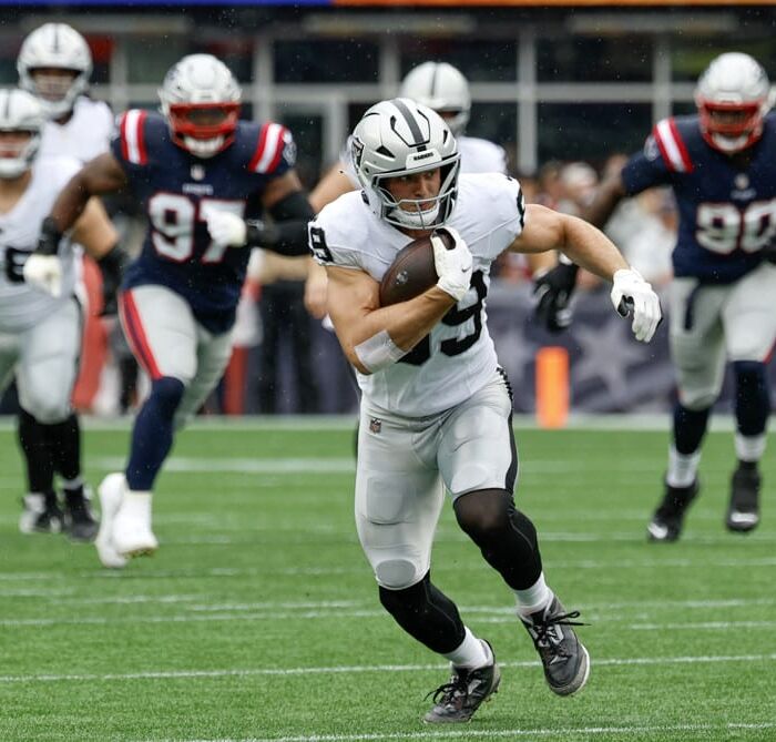 Los Angeles Chargers at Las Vegas Raiders Preview and Predictions