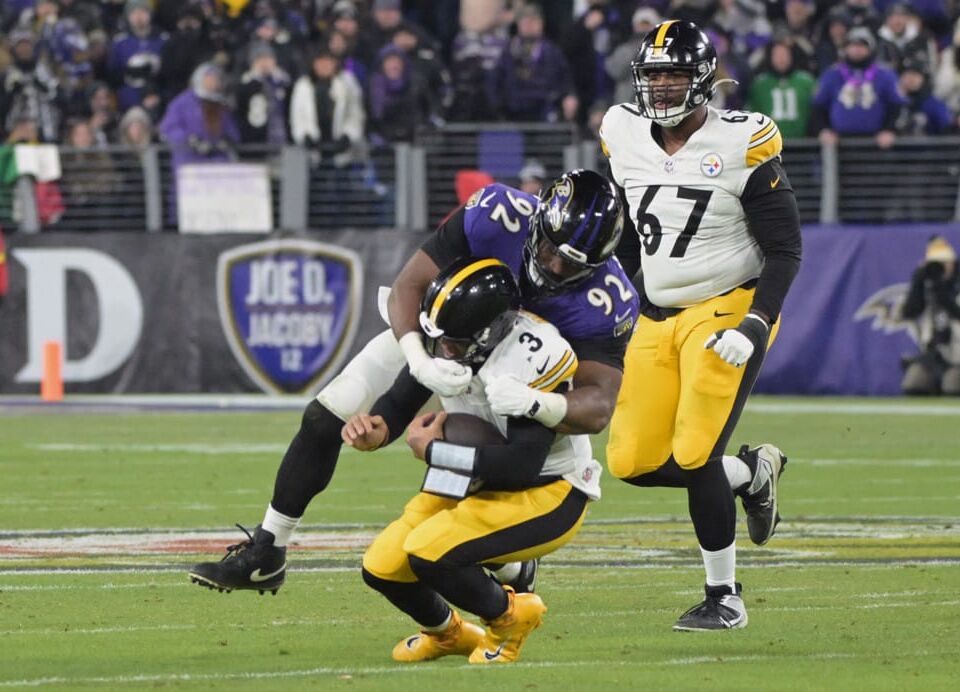 Ravens’ Nnamdi Madubuike to Remain Out for Week 4