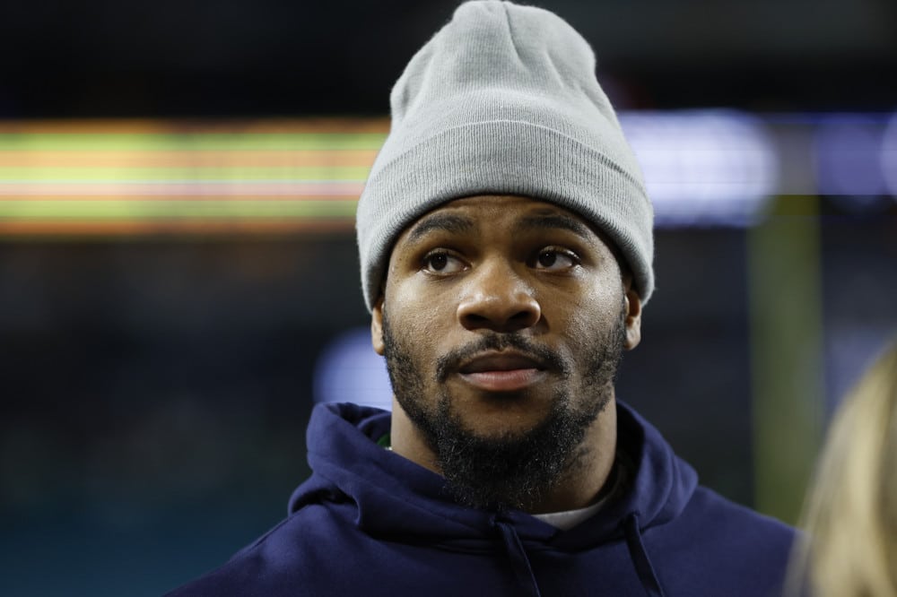 Micah Parsons Questionable to Debut With Packers on Sunday