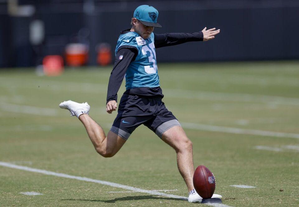 NFL Week 3 is here and we're hitting you with longest field goal props for every game. Come check out these longest field goal over/unders!