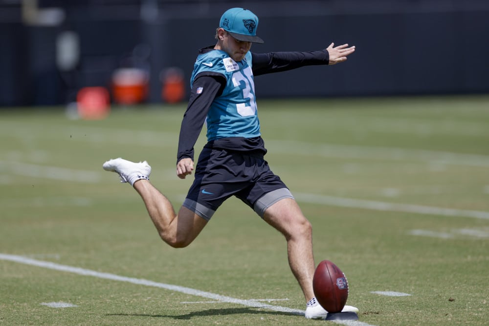 NFL Week 3 is here and we're hitting you with longest field goal props for every game. Come check out these longest field goal over/unders!