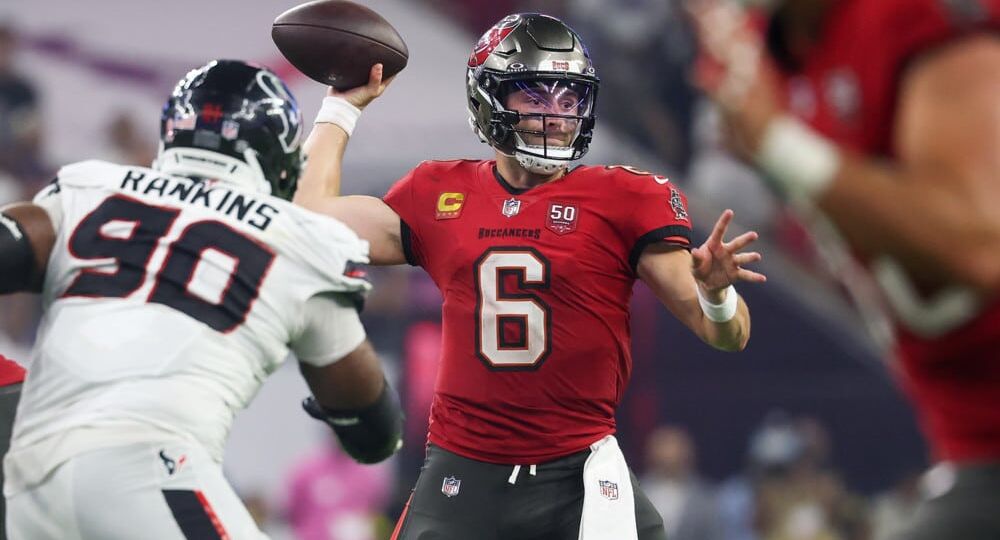 Sunday action is here with the Jets Buccaneers Preview and Picks. Which team takes home the week 3 win? Check out the NFL Week 3 Picks