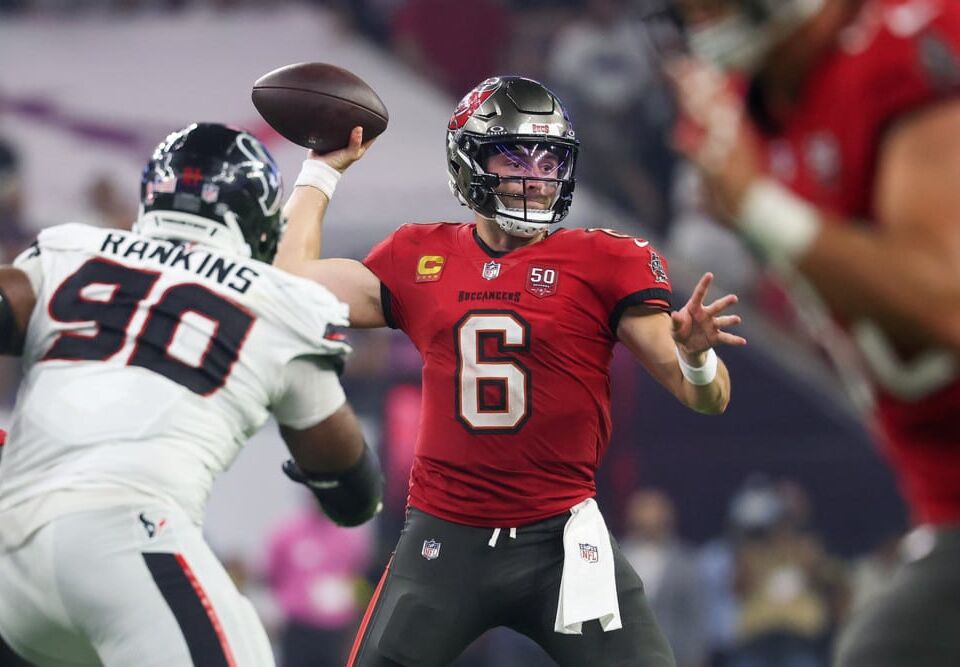 Sunday action is here with the Jets Buccaneers Preview and Picks. Which team takes home the week 3 win? Check out the NFL Week 3 Picks