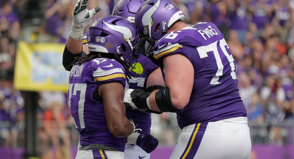 Sunday action is here with the Vikings Steelers Preview, Predictions and Picks. Which team takes home the week 4 win? NFL Week 4 Picks