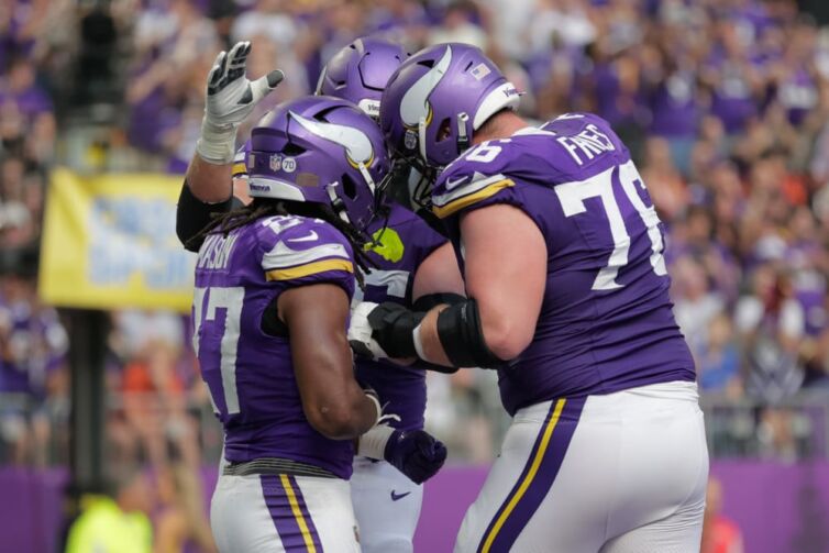 Sunday action is here with the Vikings Steelers Preview, Predictions and Picks. Which team takes home the week 4 win? NFL Week 4 Picks