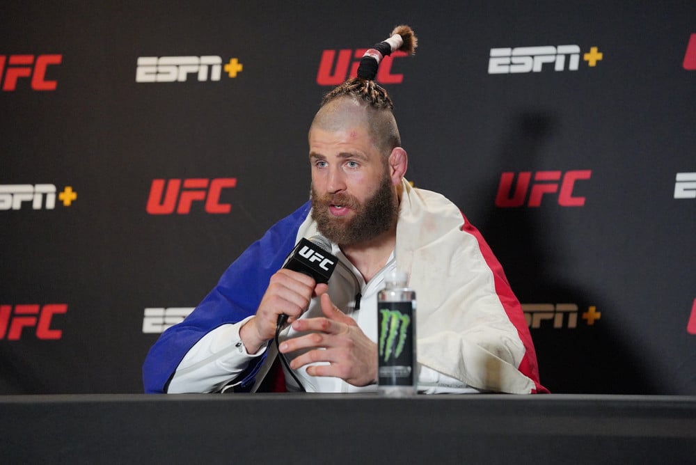MMA Main Card Pick of the Week: UFC 320