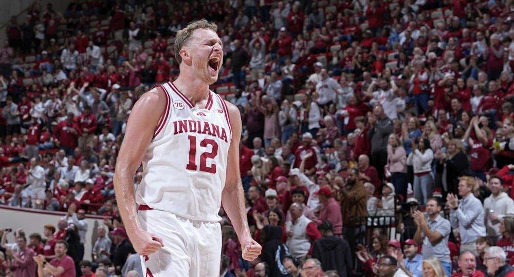 College basketball picks November 16