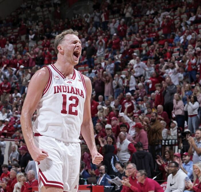 College basketball picks November 16