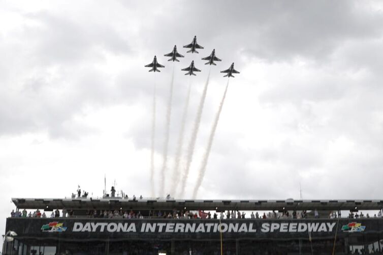 NASCAR Picks: Early 2026 Daytona 500 Odds and Bets to Place Now