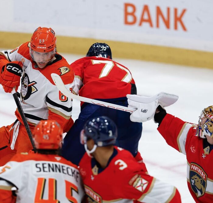 NHL Goal Scorer Parlay For Sunday (November 9th): NHL Predictions