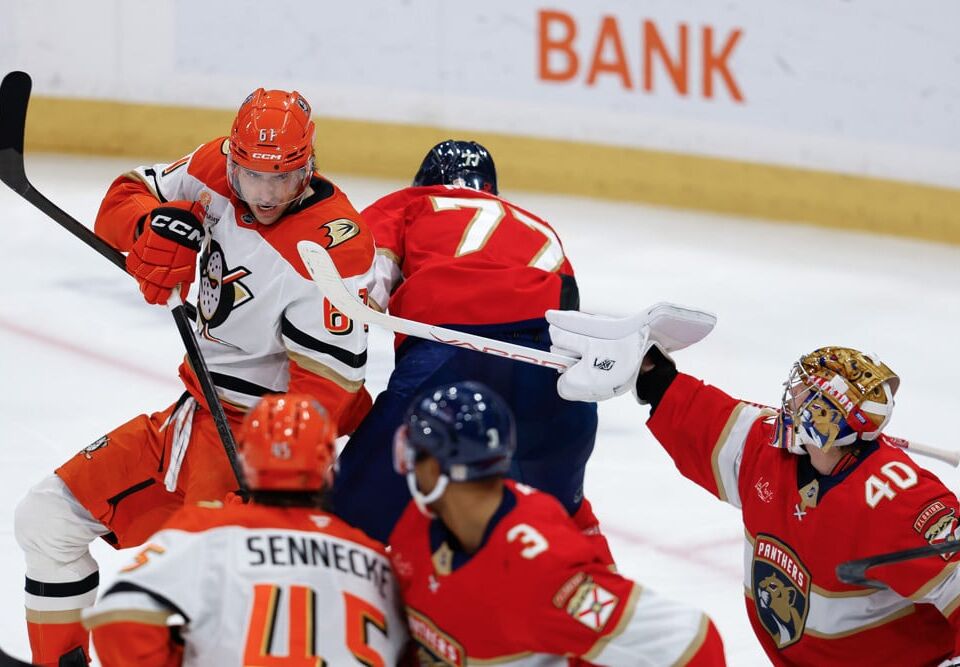 NHL Goal Scorer Parlay For Sunday (November 9th): NHL Predictions