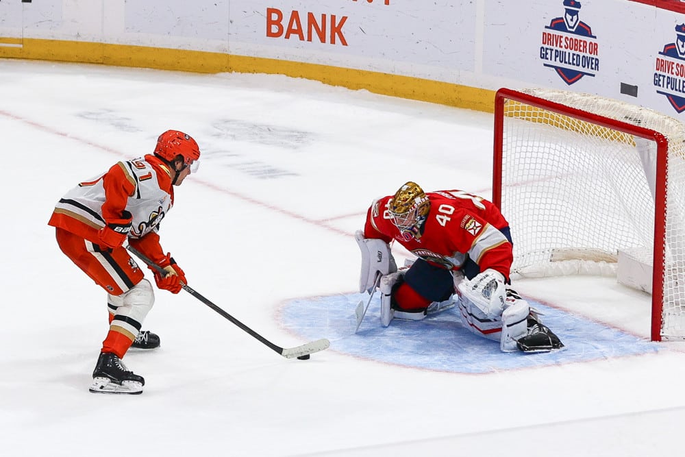 NHL Goal Scorer Parlay For Wednesday (November 19th): NHL Predictions