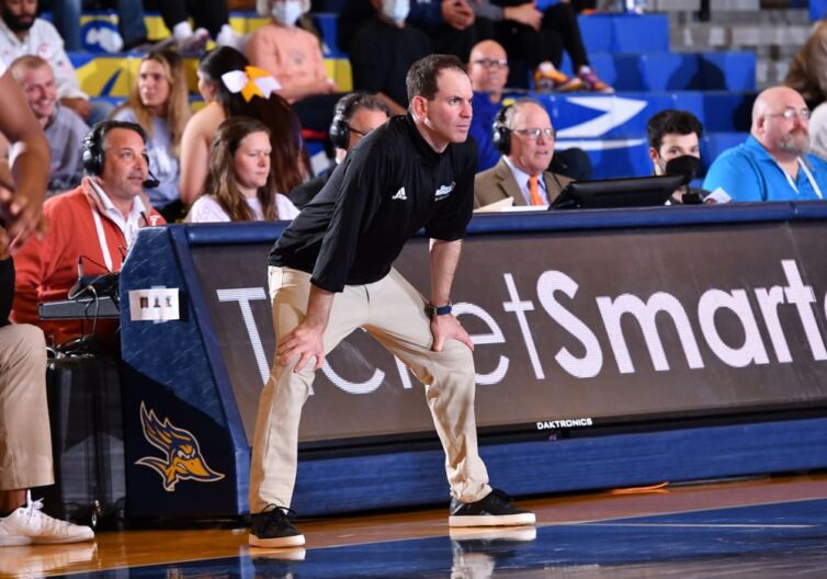 college basketball picks November 17th