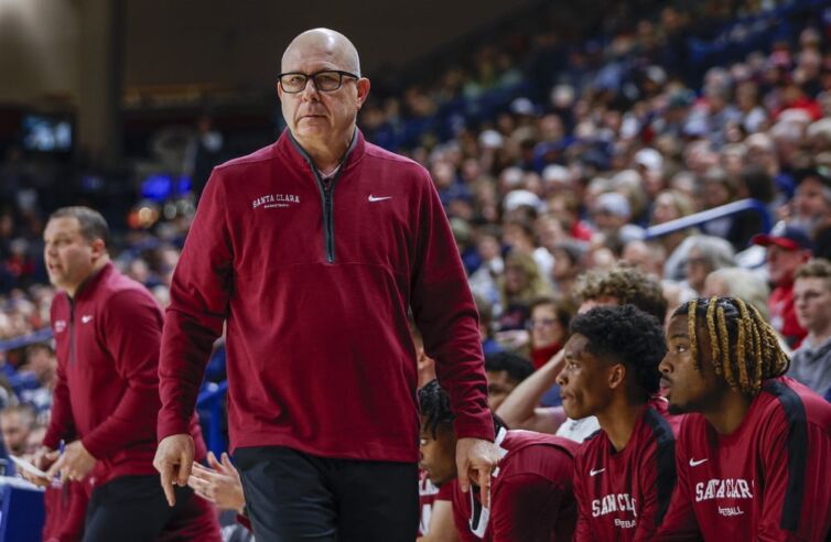 College basketball picks November 10