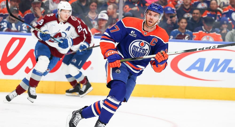 NHL Goal Scorer Parlay For Tuesday (December 16th): NHL Predictions