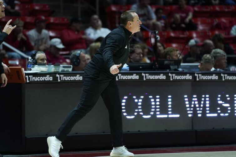 college basketball picks December 10