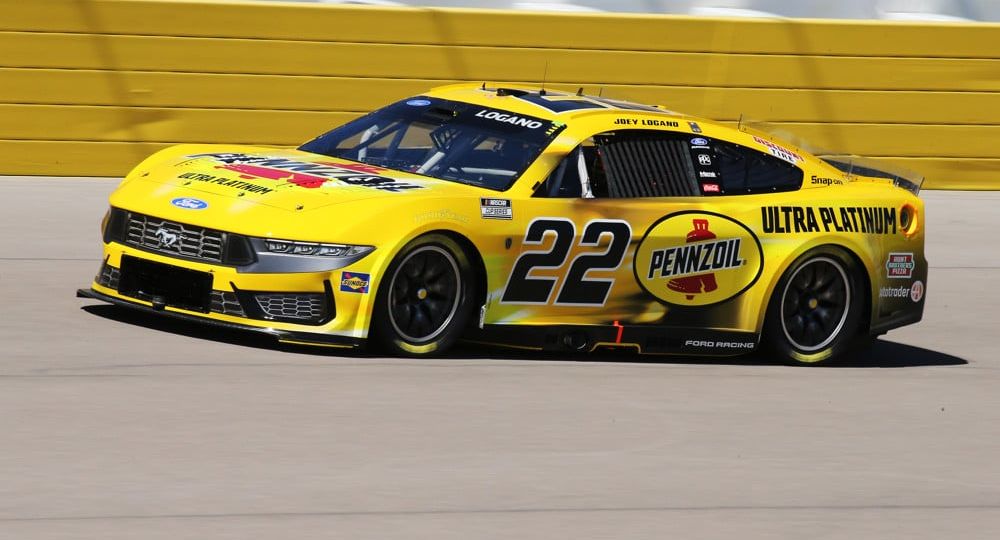 NASCAR Picks, Odds, and Best Bets: Cook Out 400 at Martinsville Speedway