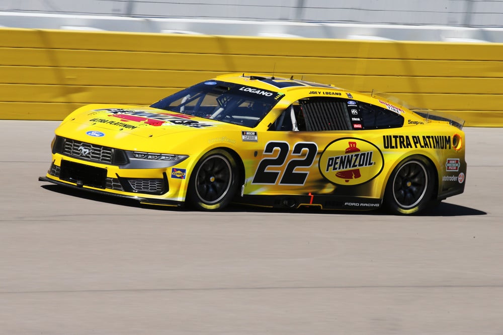 NASCAR Picks, Odds, and Best Bets: Cook Out 400 at Martinsville Speedway