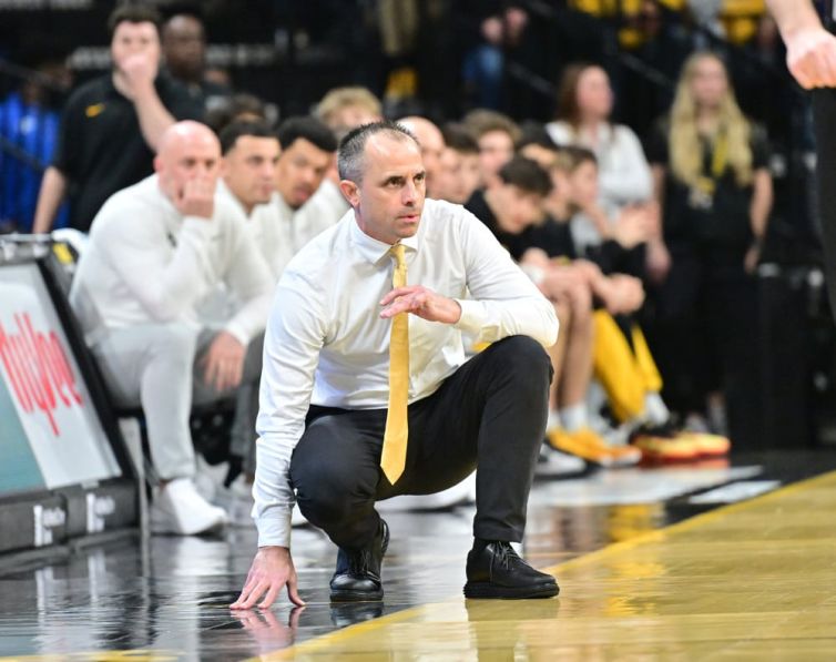 college basketball picks March 26