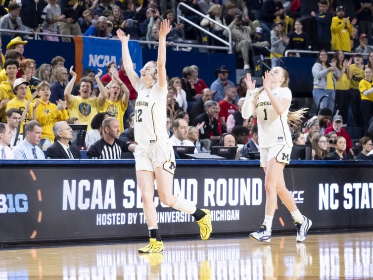 Best Bet For Monday (March 29th): Women's Elite Eight Predictions