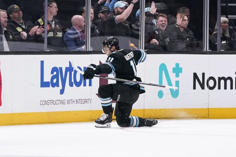 NHL Goal Scorer Parlay For Saturday (April 4th): NHL Predictions