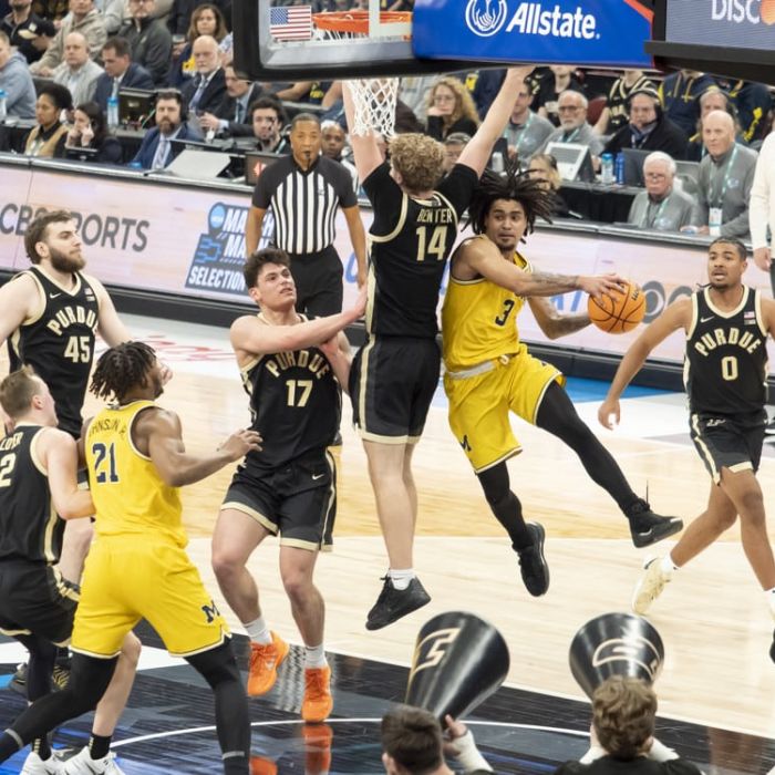 UConn vs Michigan: National Championship Player Props