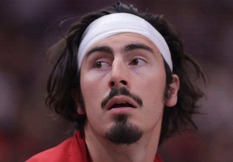 NBA Player Props April 4 - Player Props April 4 - NBA Props April 4 - Come tail along with these NBA props today!