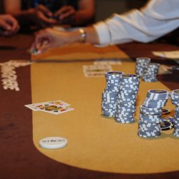 Looking for a winning strategy for online casino games? We've got you covered with three things you need to know to beat the house.