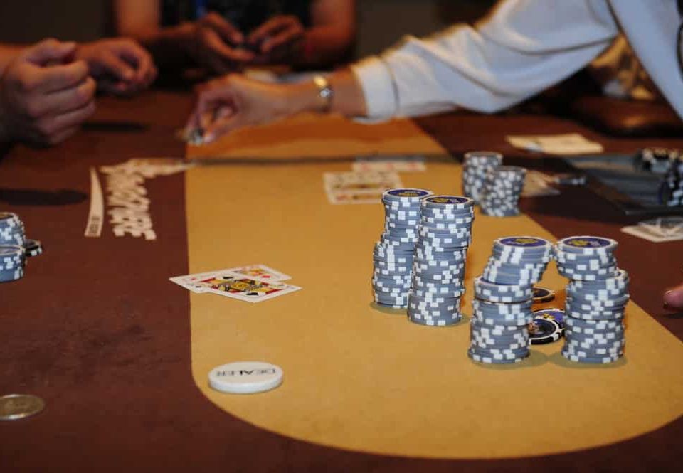 Looking for a winning strategy for online casino games? We've got you covered with three things you need to know to beat the house.