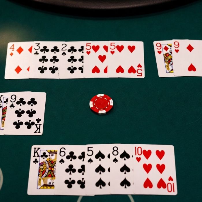 Pai Gow Poker: How To Play and Strategy Tips