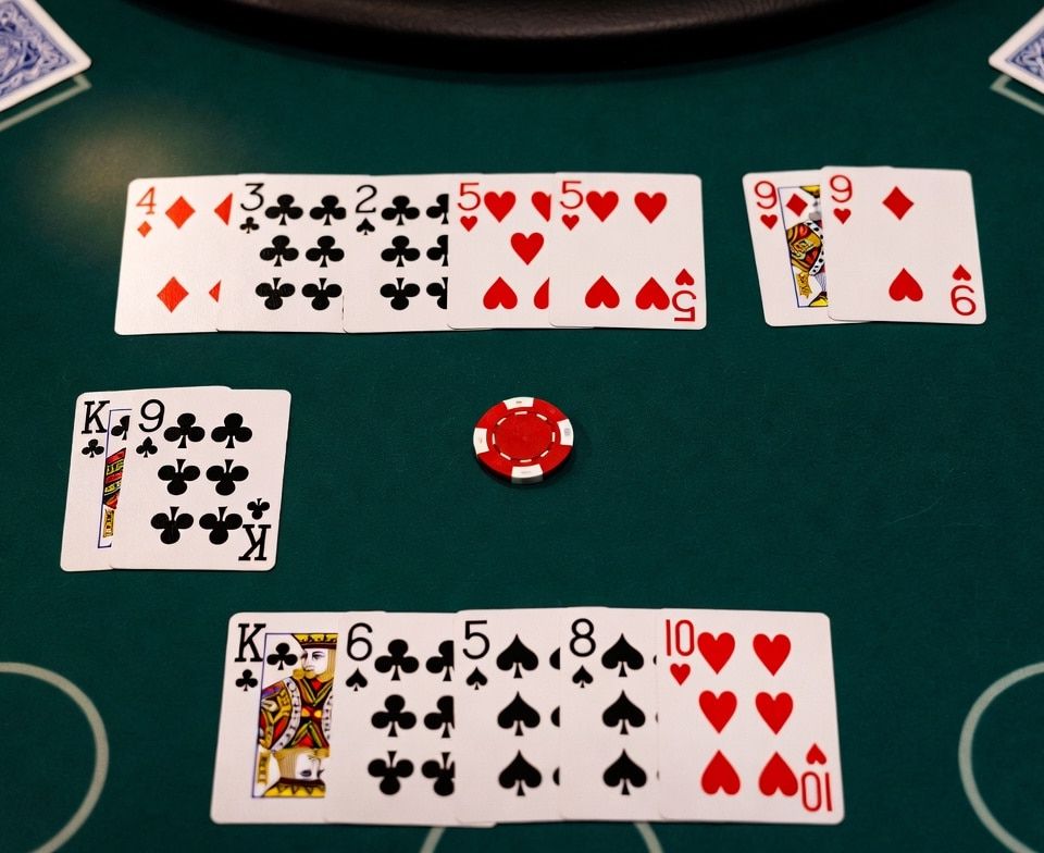 Pai Gow Poker: How To Play and Strategy Tips