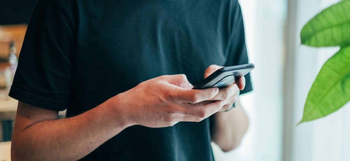 cell phone sports gambling