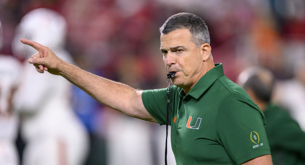 2026 NCAA Football Futures: Bear Bryant Award Bets