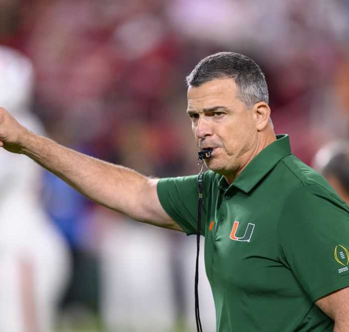 2026 NCAA Football Futures: Bear Bryant Award Bets