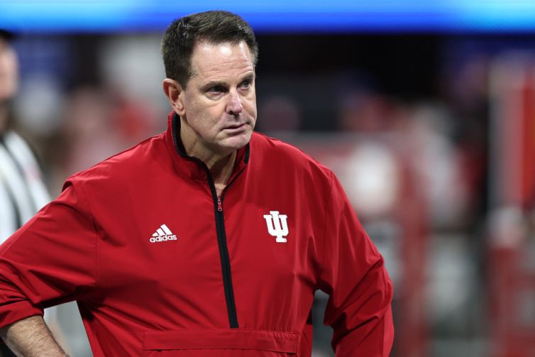 Betting on ranked teams ATS | Curt Cignetti