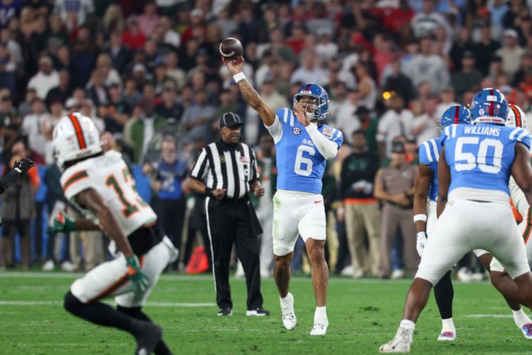 College Football 2026: Davey O’Brien Trophy Odds and Best Bets