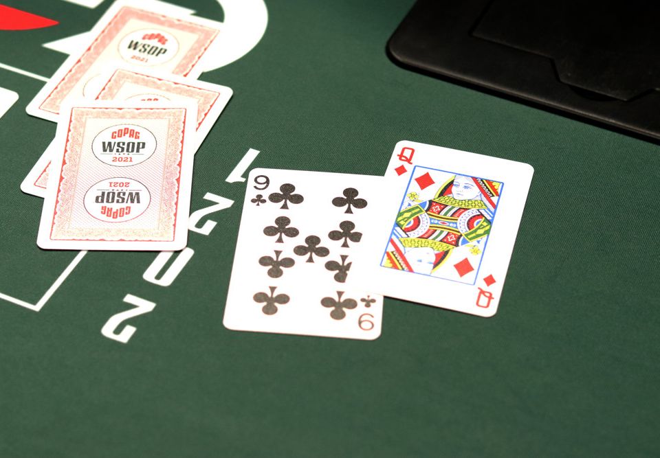Mastering Casino Hold'Em Strategies: Playing Against The Dealer