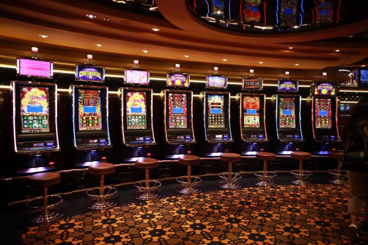 slots casino floor