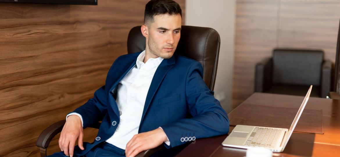 business man computer