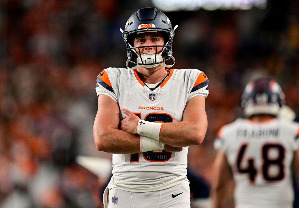 If you're looking for a daily football bet, you're in business. We've got your NFL picks for today and we're giving you predictions everyday.