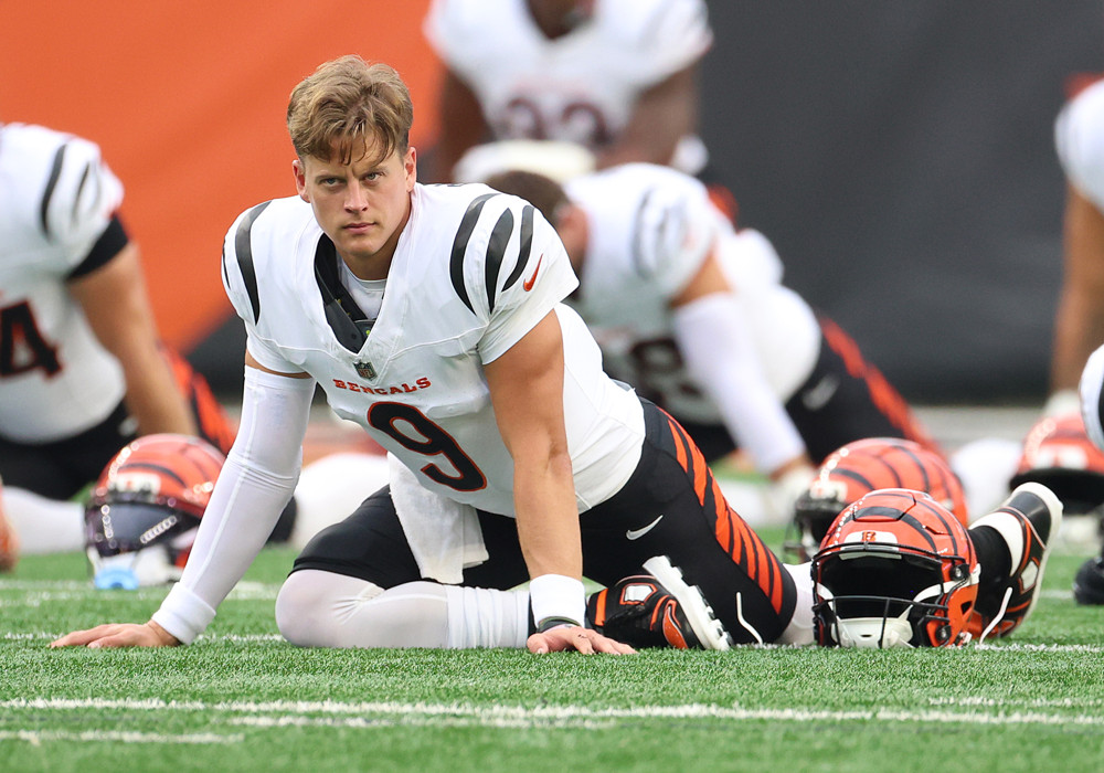 Bombs Away: 3 QB Combos to Hammer on Underdog Fantasy